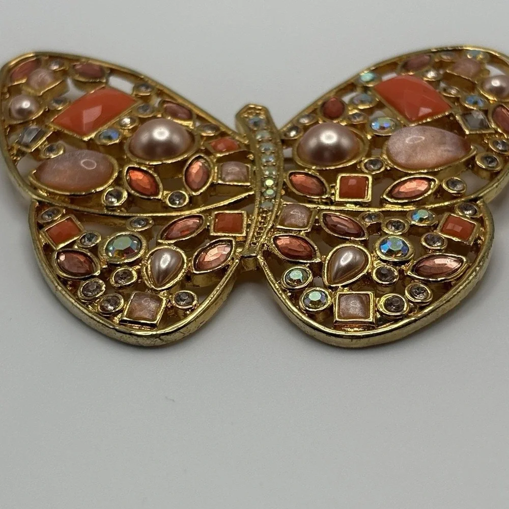 Vintage Butterfly Brooch Pin Faux Pearl Cabochons Peach Sparkly LAILA ROWE